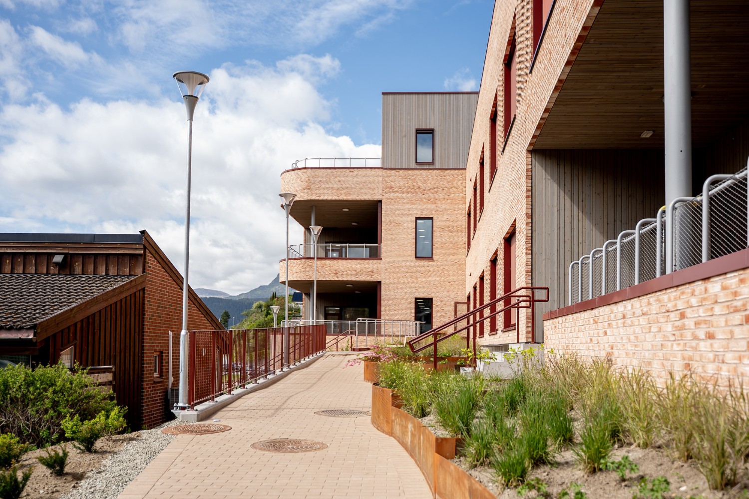 Award to Omega 365 Protek-building