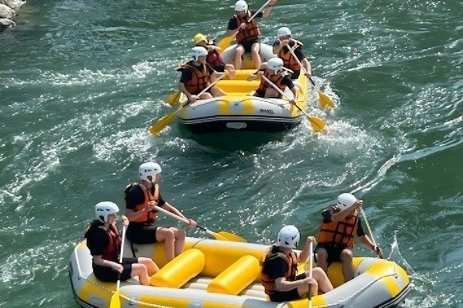 Rafting samlet teamet vårt i Frankrike 